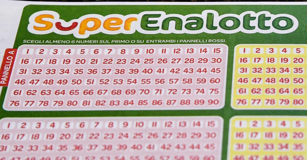 Superenalotto maxi vincita in 90 si dividono il jackpot da 371